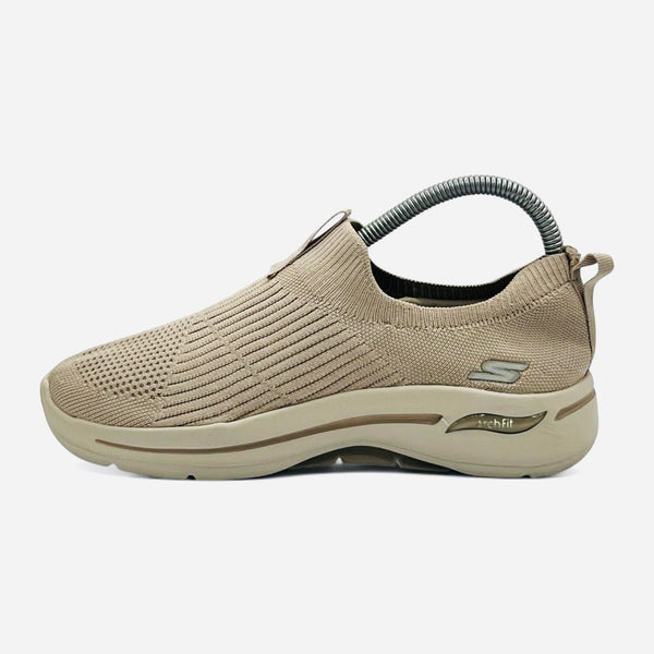 SKECHERS ARCH FIT
