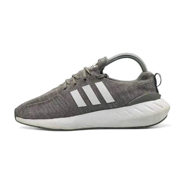 ADIDAS SWIFT RUN 22