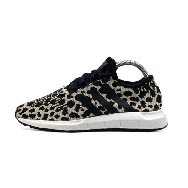 ADIDAS SWIFT RUN